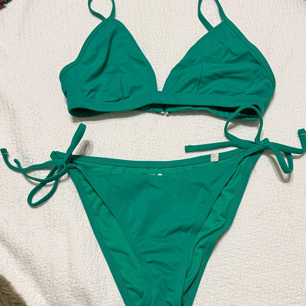 Shade & Shore Emerald Green Triangle Tie-Side Bikini Set